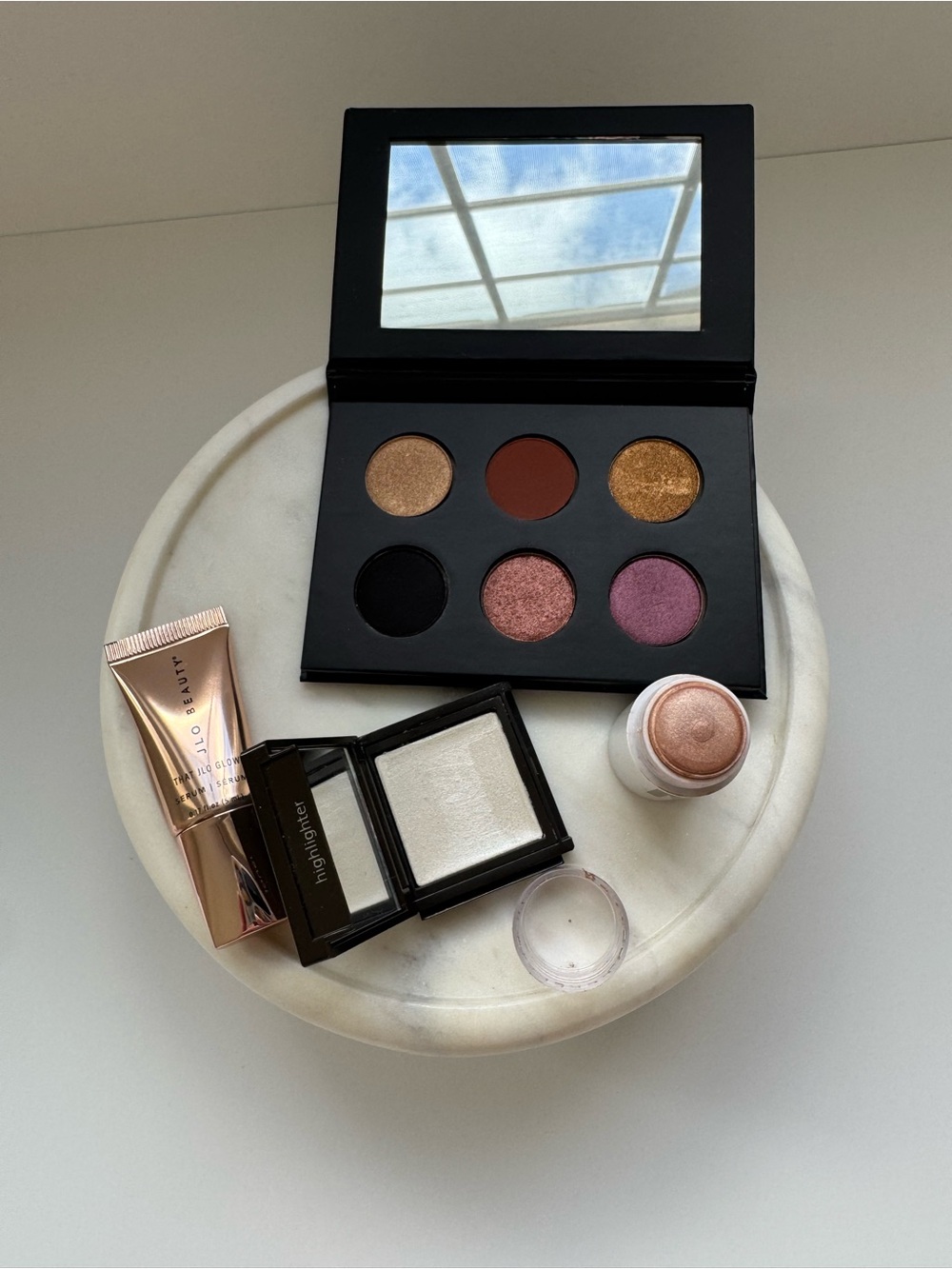 Make up Bundle - Picture 2 of 2